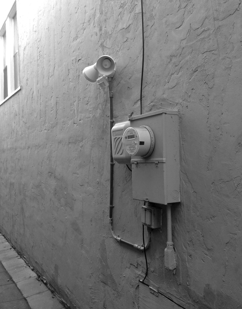 New Outlet and Outdoor MS Light